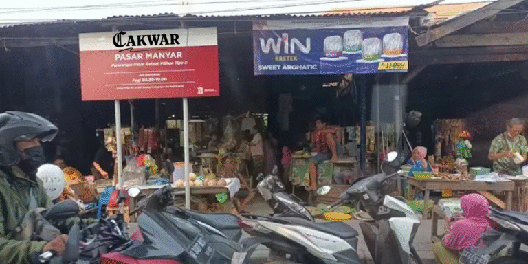 Potret Pojok Kota Surabaya: Jalan Menur Pas Pasar Manyar Butuh Sentuhan Humanis Pemkot