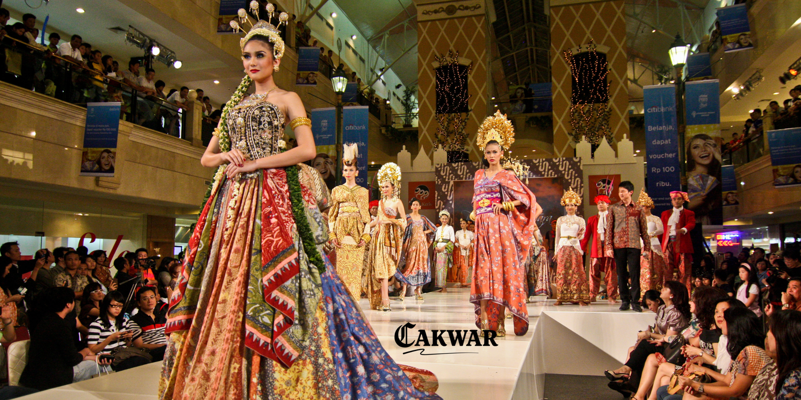 Batik Nusantara Mendunia: Warisan Budaya yang Jadi Trend Fashion Global 2025