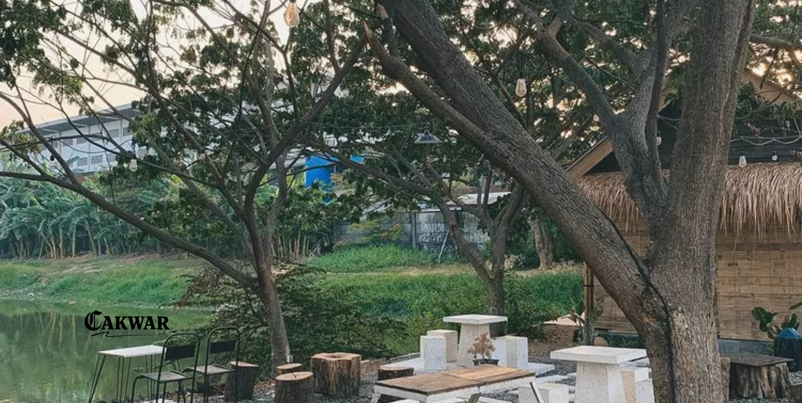 Suasana Alam dan Kopi Terjangkau di Tepi Ranu Surabaya