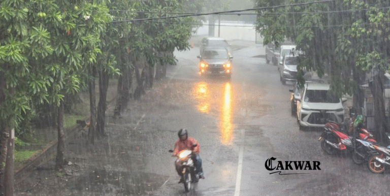 Curah Hujan Tinggi Mengintai, Surabaya dan Sekitarnya Terancam Banjir Besar