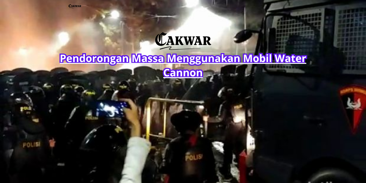 Demo Depan DPR Dibubarkan Malam Hari, Begini Kronologi dan Situasi di Lapangan